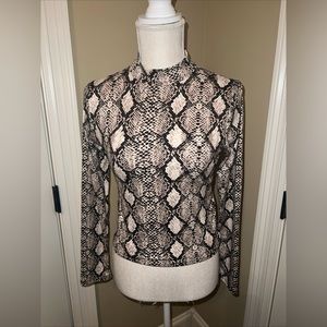 Olivia Rae  Women's S Top Cream Mock Neck Snakeskin Print Pullover Stretch